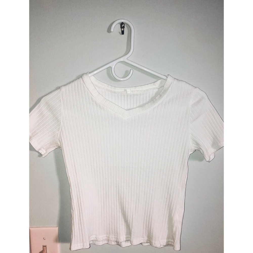 white v-neck crop top